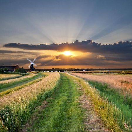 Superb Stokesby Barn Apartment - Norfolk Broads & Norwich Exteriér fotografie